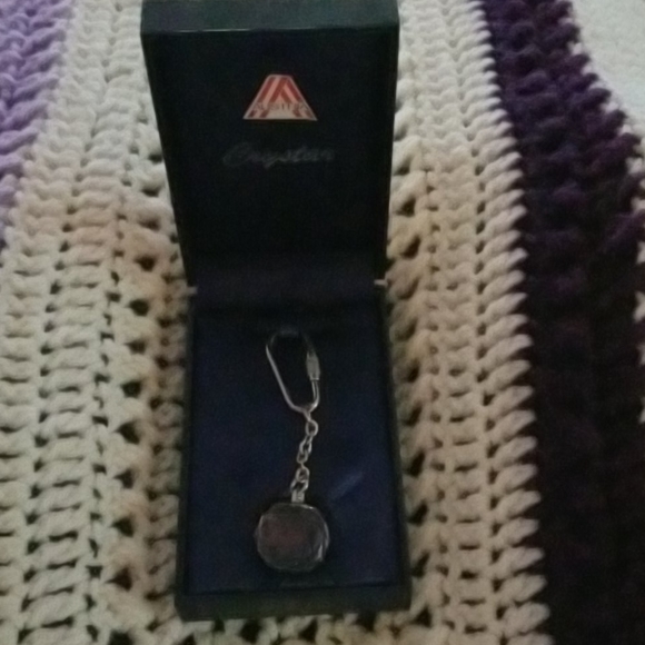 Key chain with crystal ball - Picture 1 of 4